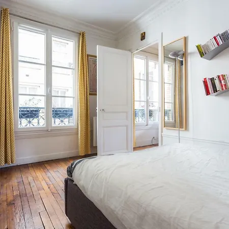 Charming - North East Of Apartment Paris